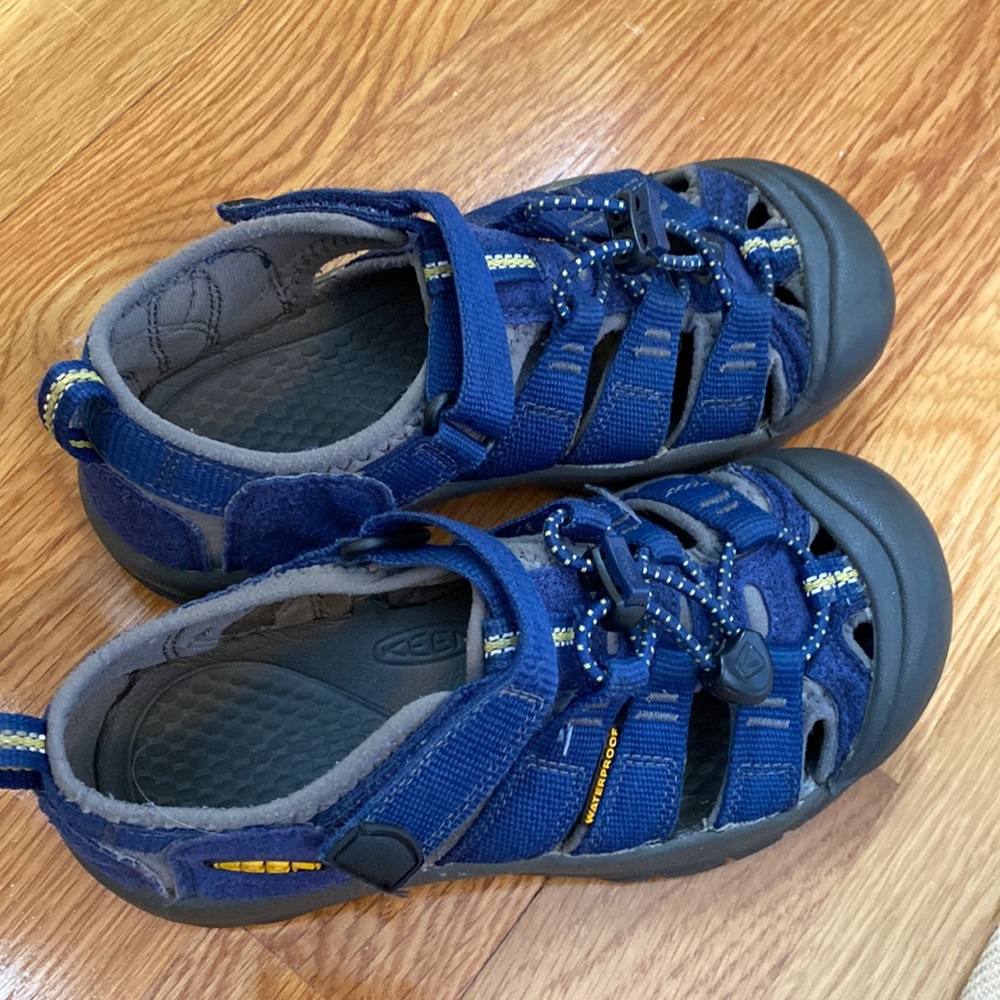 Keen size 1